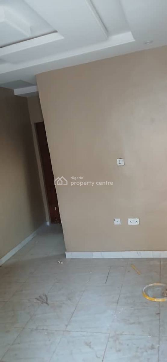 a  Nice  Mini Flat, Gra Phase 1, Magodo, Lagos, Mini Flat (room and Parlour) for Rent