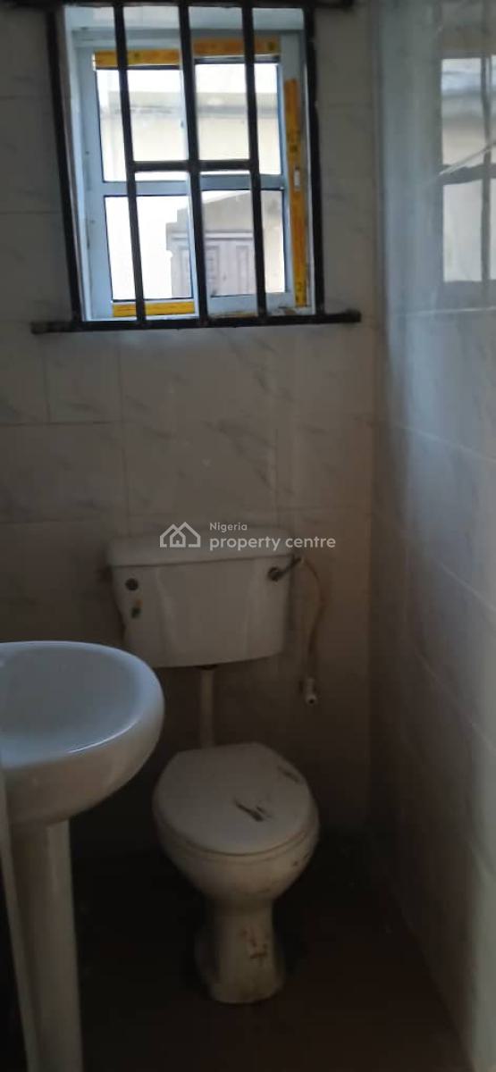 a  Nice  Mini Flat, Gra Phase 1, Magodo, Lagos, Mini Flat (room and Parlour) for Rent