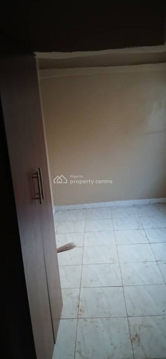 a  Nice  Mini Flat, Gra Phase 1, Magodo, Lagos, Mini Flat (room and Parlour) for Rent