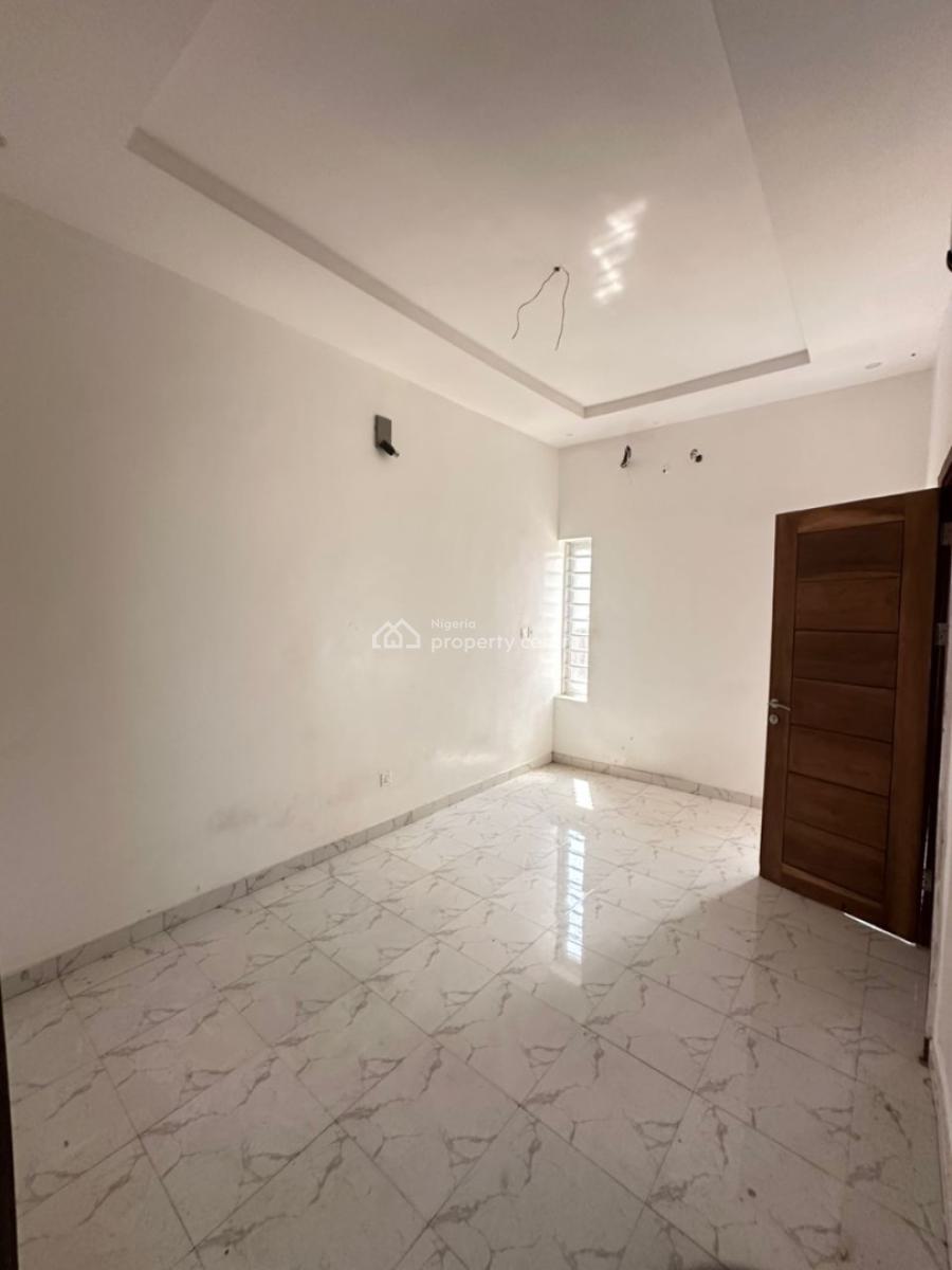 4 Bedroom Self-serviced Semi-detached Duplex with 1 Room Bq, Ilaje, Ajah, Lagos, Semi-detached Duplex for Rent
