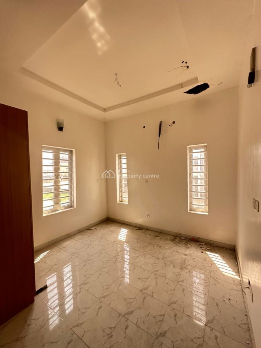 4 Bedroom Self-serviced Semi-detached Duplex with 1 Room Bq, Ilaje, Ajah, Lagos, Semi-detached Duplex for Rent