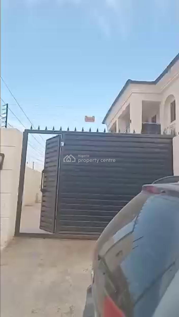 6 Bedroom Duplex, Shasha, Alimosho, Lagos, Detached Duplex for Sale