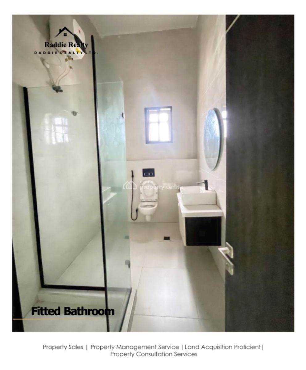 Luxurious 3 Bedroom Apartment, Lekki Phase 1, Lekki, Lagos, Block of Flats for Sale