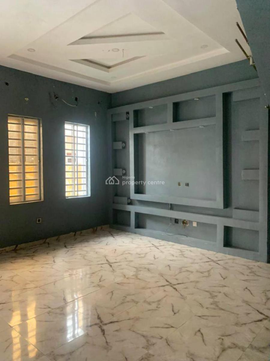 Well Maintained 4bedroom Semi Detached Duplex, Chevron Alternative, Lekki (off Chevron Drive), Lekki, Lagos, Semi-detached Duplex for Sale