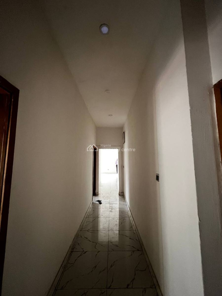 3 Bedroom Apartment with Bq in a Secured Environment, Victoria Island (vi), Lagos, Flat / Apartment for Rent
