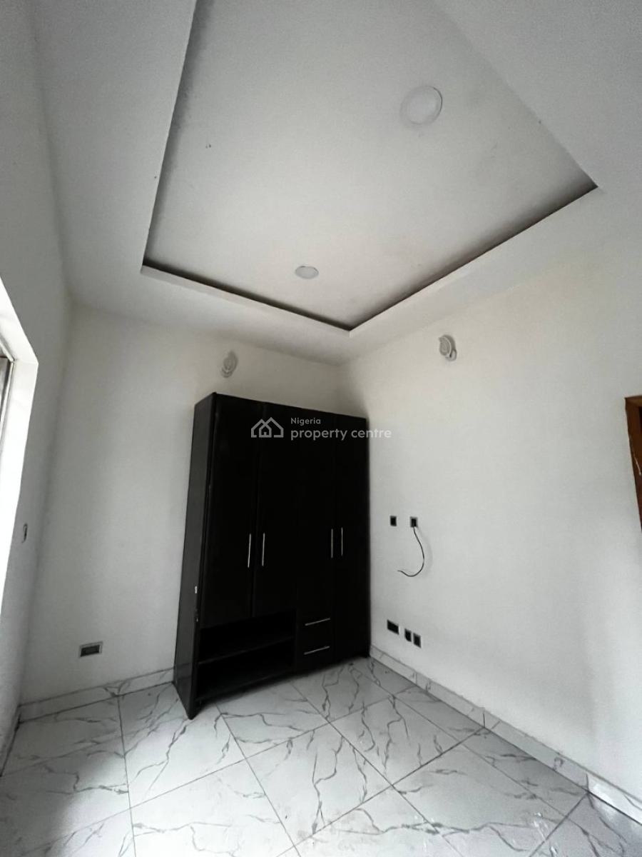 3 Bedroom Apartment with Bq in a Secured Environment, Victoria Island (vi), Lagos, Flat / Apartment for Rent