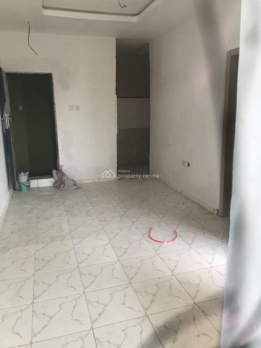 Mini Flat, Off Pedro Road, Shomolu, Lagos, Mini Flat (room and Parlour) for Rent