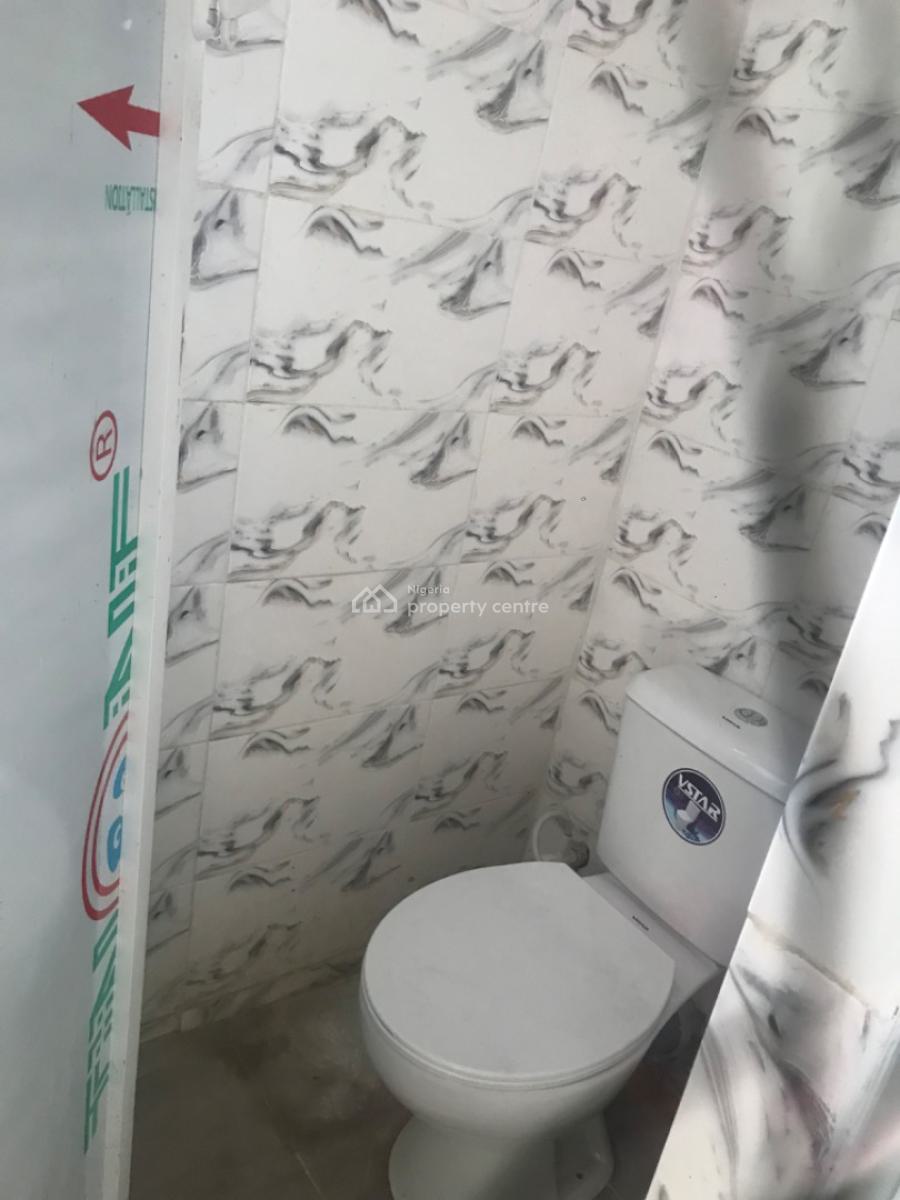 Mini Flat, Off Pedro Road, Shomolu, Lagos, Mini Flat (room and Parlour) for Rent