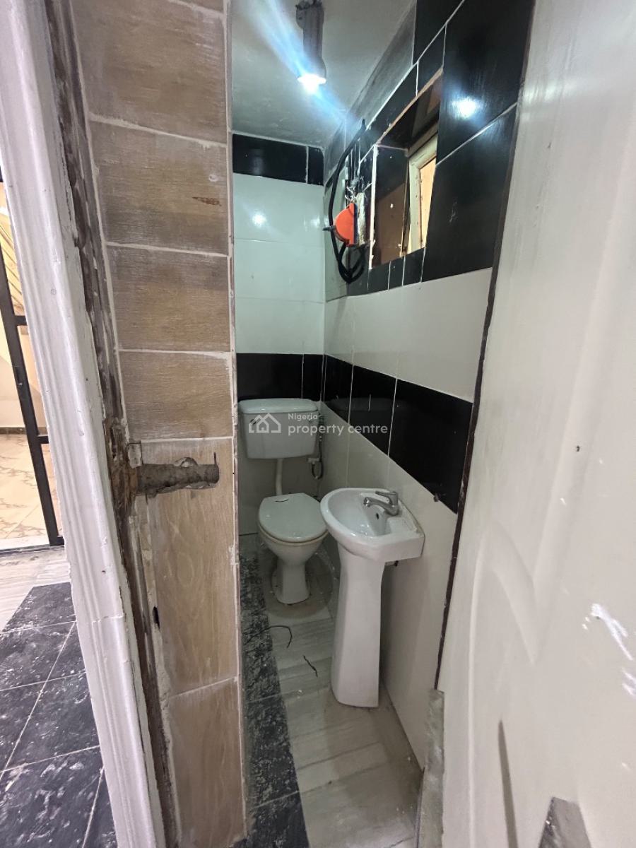 Mini 3 Bedrooms Duplex for Office, Lekki Phase 1, Lekki, Lagos, Office Space for Rent