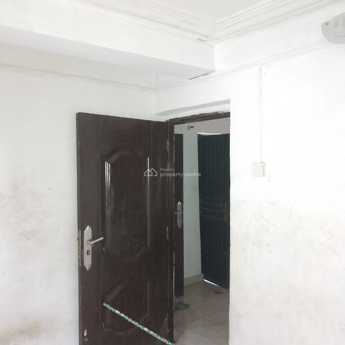 a Nice Mini Flat - Downstairs, Greenville Estate, Badore. Ajah., Ajah, Lagos, Mini Flat (room and Parlour) for Rent