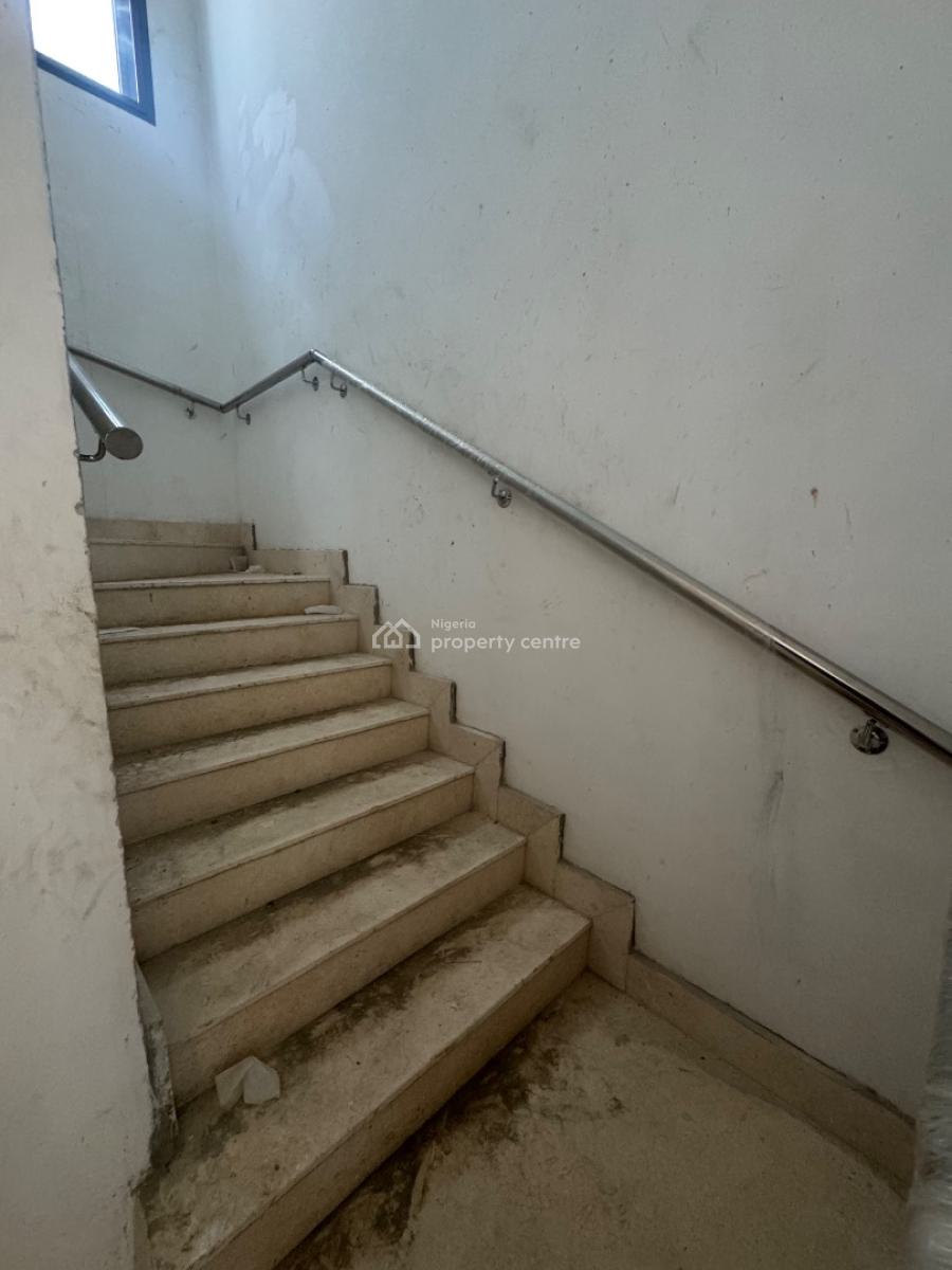 an Executive 6 Bedroom Fully Detached House, Ikoyi, Lagos, Detached Duplex for Sale