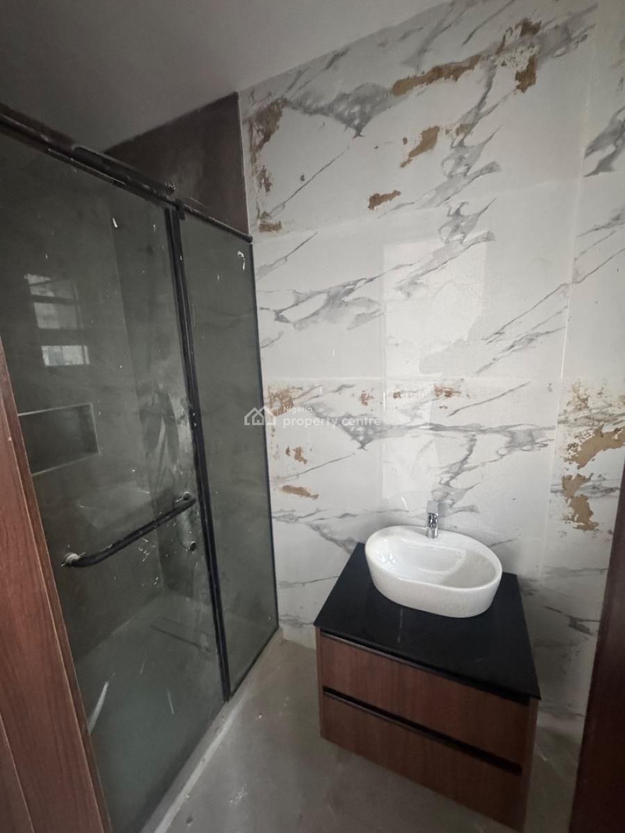 an Executive 6 Bedroom Fully Detached House, Ikoyi, Lagos, Detached Duplex for Sale