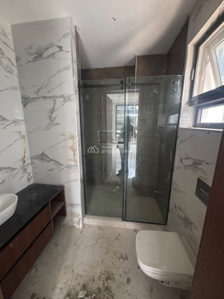 an Executive 6 Bedroom Fully Detached House, Ikoyi, Lagos, Detached Duplex for Sale