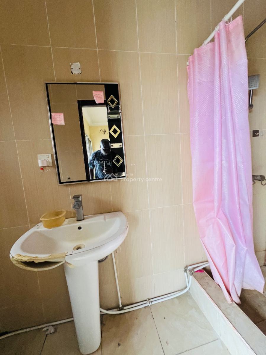 Standard 3 Bedroom Apartment in an Estate with 24hours Light, Lekki Pearl, Behind Blenco Supermarket, Sangotedo, Ajah, Lagos, Flat / Apartment for Rent