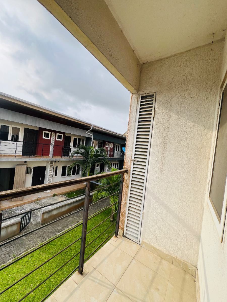 Standard 3 Bedroom Apartment in an Estate with 24hours Light, Lekki Pearl, Behind Blenco Supermarket, Sangotedo, Ajah, Lagos, Flat / Apartment for Rent