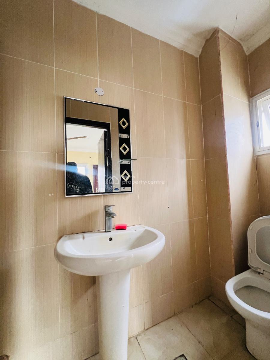 Standard 3 Bedroom Apartment in an Estate with 24hours Light, Lekki Pearl, Behind Blenco Supermarket, Sangotedo, Ajah, Lagos, Flat / Apartment for Rent