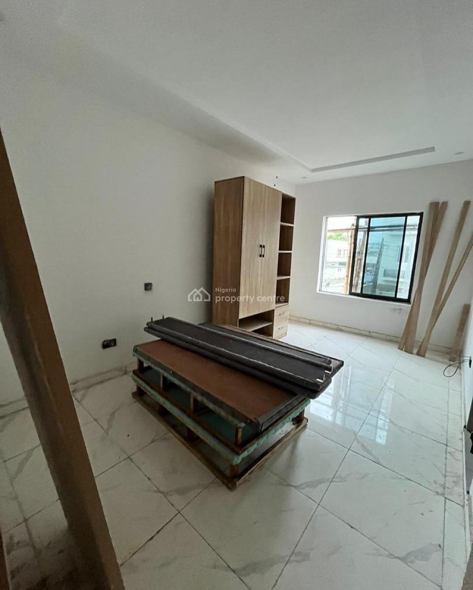 Stunning 2 Bedroom Apartment, Ikate, Ikate, Lekki, Lagos, Block of Flats for Sale