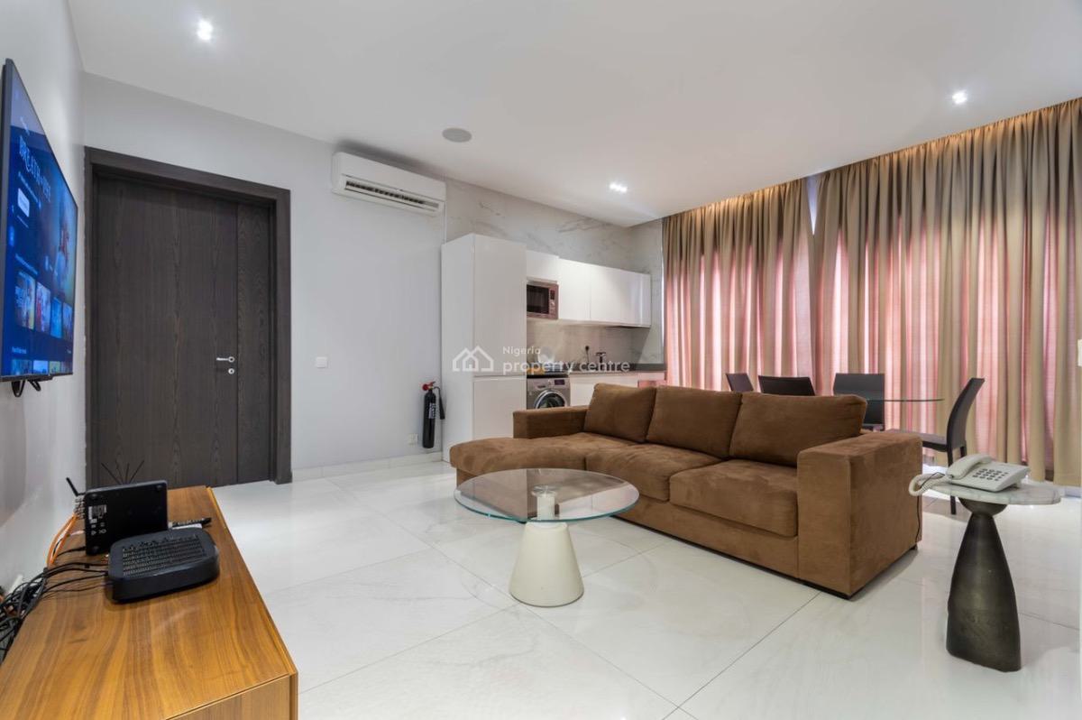 a Brand New Luxury 2 Bedroom with Ps5, Swimming Pool, Snooker & Gym, Lekki Phase 1, Lekki, Lagos, Flat / Apartment Short Let