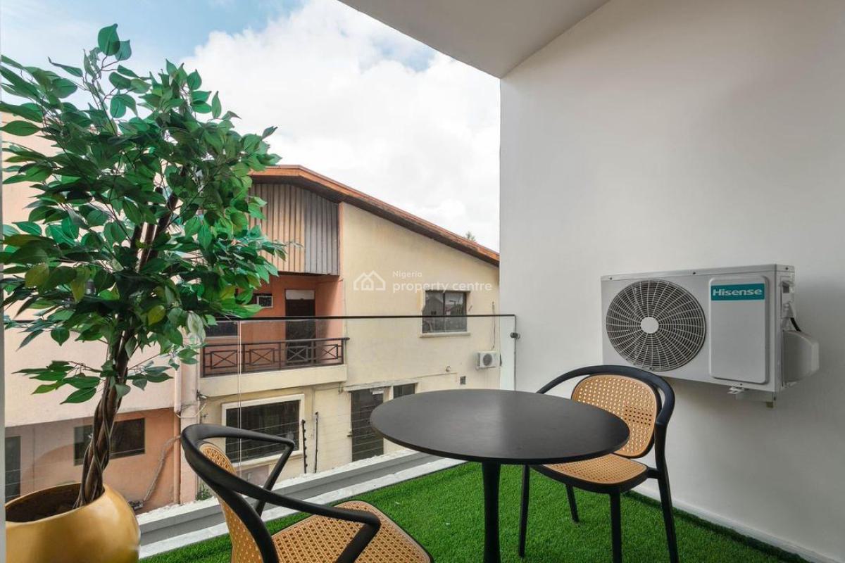 Newly Fresh Baked My Luxury 2 Bedroom Beach View, Pool, Snooker, Lekki Phase 1, Lekki, Lagos, Flat / Apartment Short Let