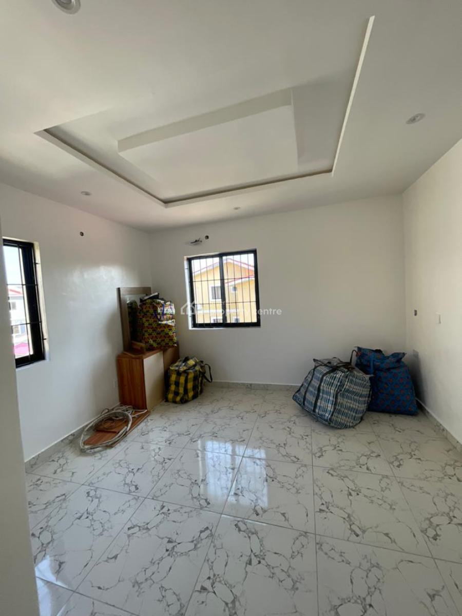 3 Bedroom Terrace Duplex, Buena Vista Estate,orchid Road, Lekki, Lagos, Terraced Duplex for Rent