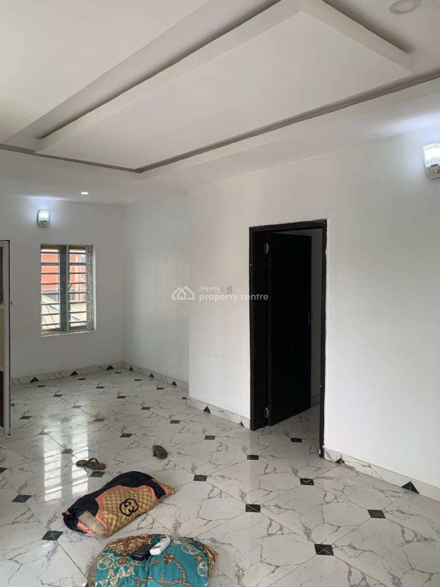 Luxury 3 Bedroom Upstairs, Abijo, Victory Villa Estate, Ajah, Lagos, Flat / Apartment for Rent