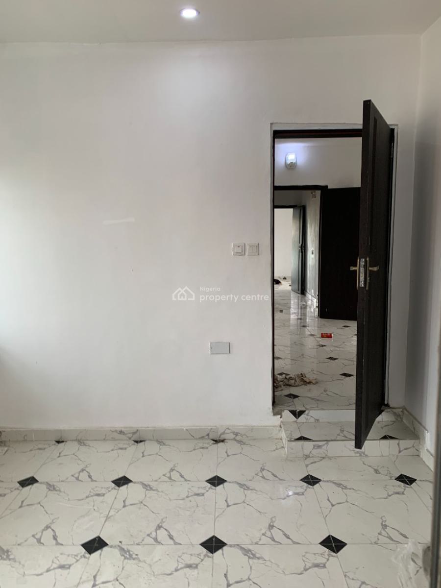Luxury 3 Bedroom Upstairs, Abijo, Victory Villa Estate, Ajah, Lagos, Flat / Apartment for Rent