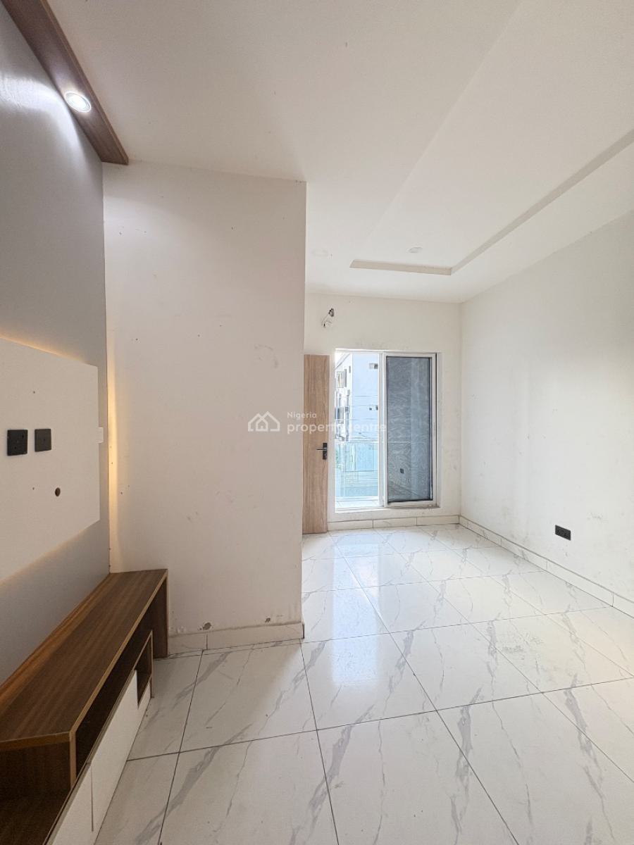 Well Maintained Serviced 2 Bedroom Apartment, Ilasan, Ikate, Lekki, Lagos, Flat / Apartment for Rent