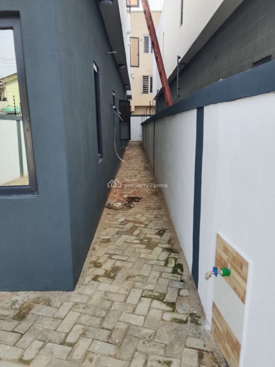2 Units 3 Bedroom Semi Detached Duplexes, Olowora, Magodo, Lagos, Semi-detached Duplex for Sale