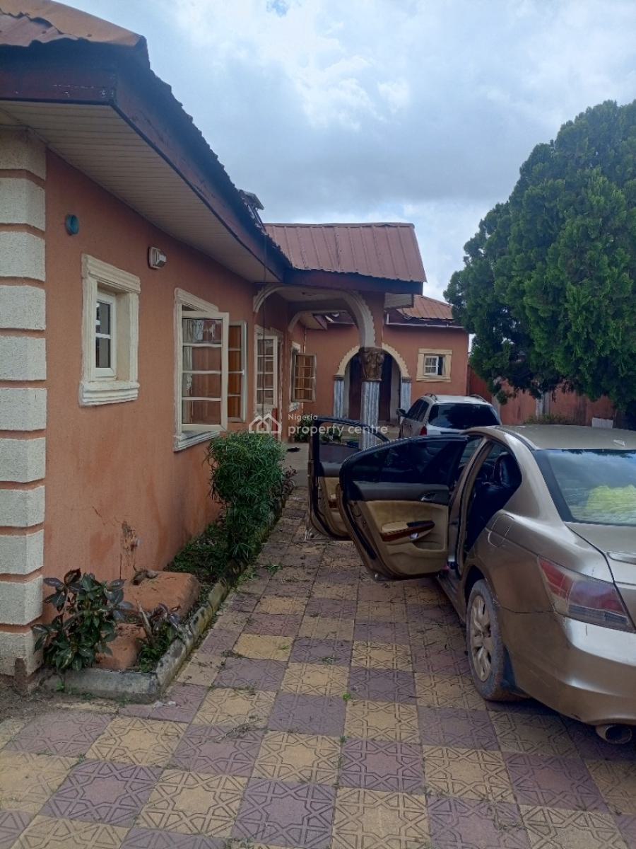 Twin Flat of 3 Bedroom and 2 Bedroom on a Plot of Land, Paara, Inu Ewe, Alakia, Ibadan, Oyo, Block of Flats for Sale