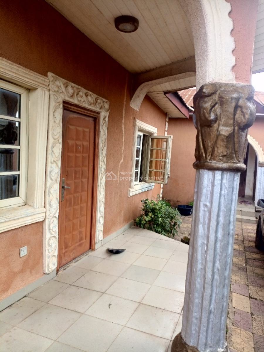 Twin Flat of 3 Bedroom and 2 Bedroom on a Plot of Land, Paara, Inu Ewe, Alakia, Ibadan, Oyo, Block of Flats for Sale