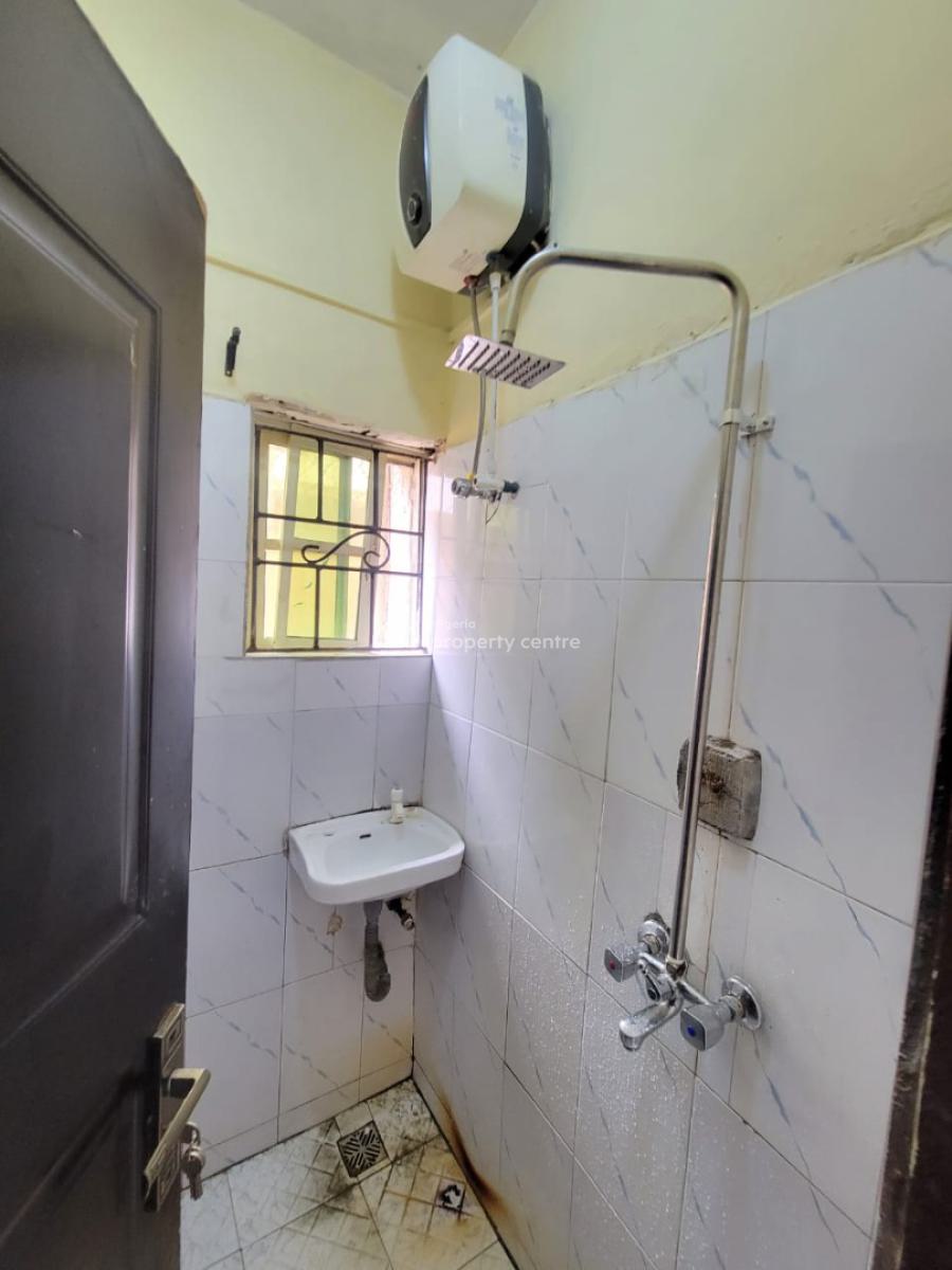 Standard and Sharp 2 Bedroom Apartment, Mobil Road, Ajah, Lagos, Flat / Apartment for Rent