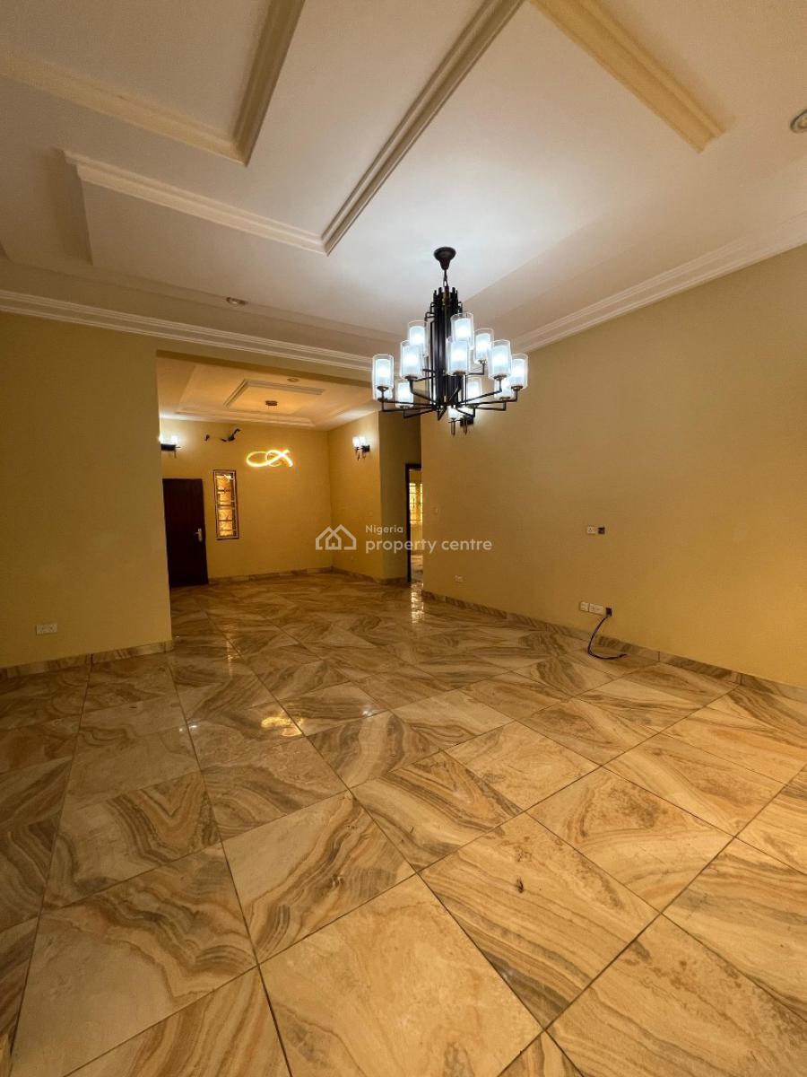 Luxury 2 Bedroom Apartment, Admiralty Way, Lekki Phase 1, Lekki, Lagos, Flat / Apartment for Rent