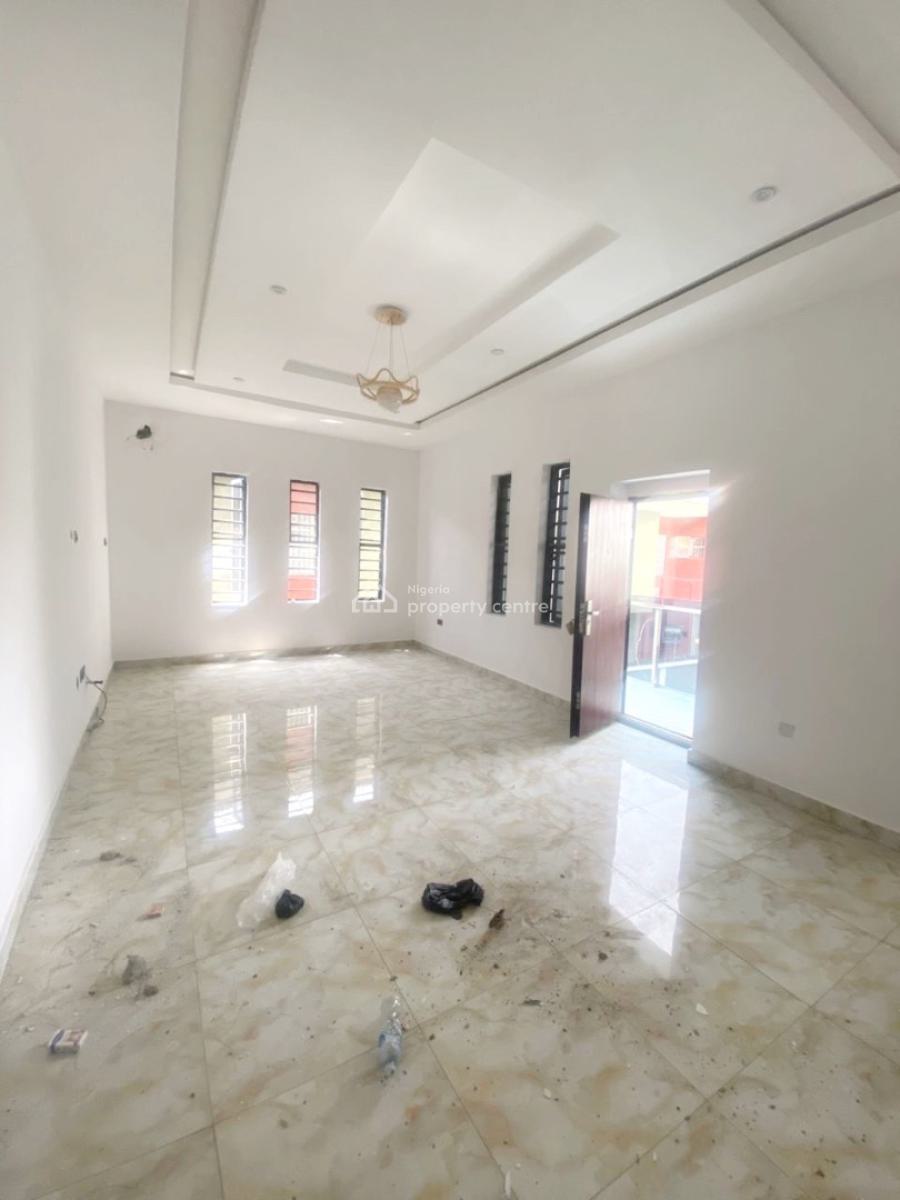 Luxury & Well Maintained Spacious 2 Bedroom Apartment in an Estate, Olowora, Omole Phase 2, Ikeja, Lagos, Flat / Apartment for Rent