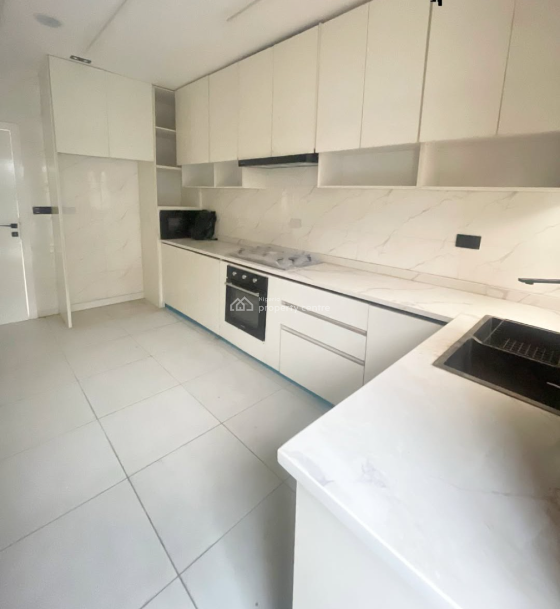 Fully Service 3 Bedroom Terrace Duplex with Bq, Freedom Way, Lekki Phase 1, Lekki, Lagos, Terraced Duplex for Sale
