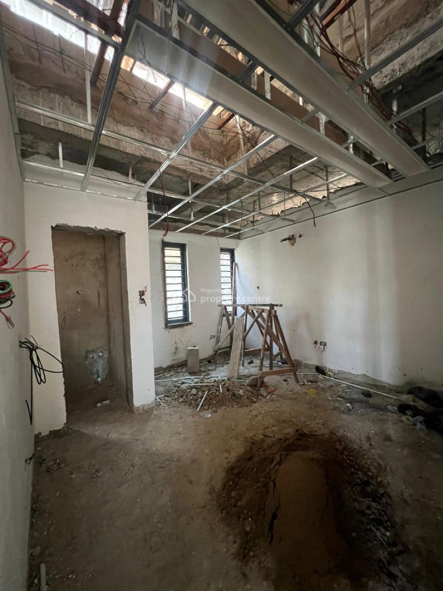 2 Bedroom Apartment, Perez Court, Surulere, Lagos, Flat / Apartment for Sale