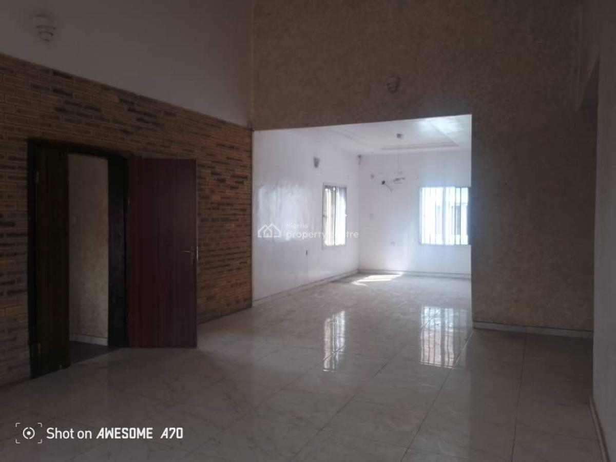 Fully Serviced and Spacious 4 Bedroom Terrace Duplex, Osapa, Lekki, Lagos, Terraced Duplex for Rent