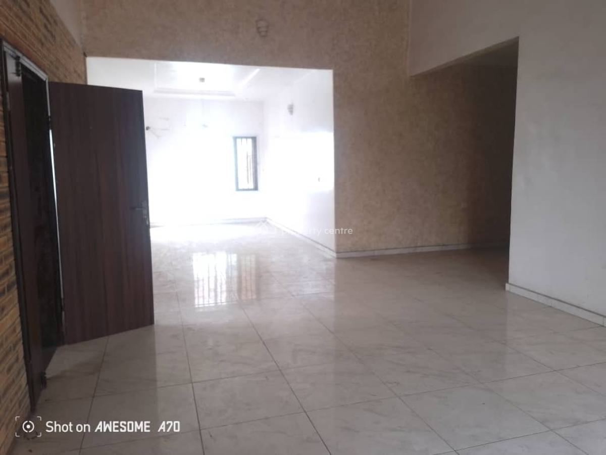 Fully Serviced and Spacious 4 Bedroom Terrace Duplex, Osapa, Lekki, Lagos, Terraced Duplex for Rent