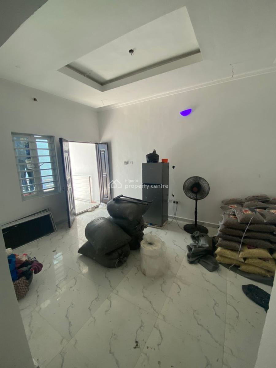 Spacious 2 Bedroom Flat, Majeck, Sangotedo, Ajah, Lagos, Flat / Apartment for Rent