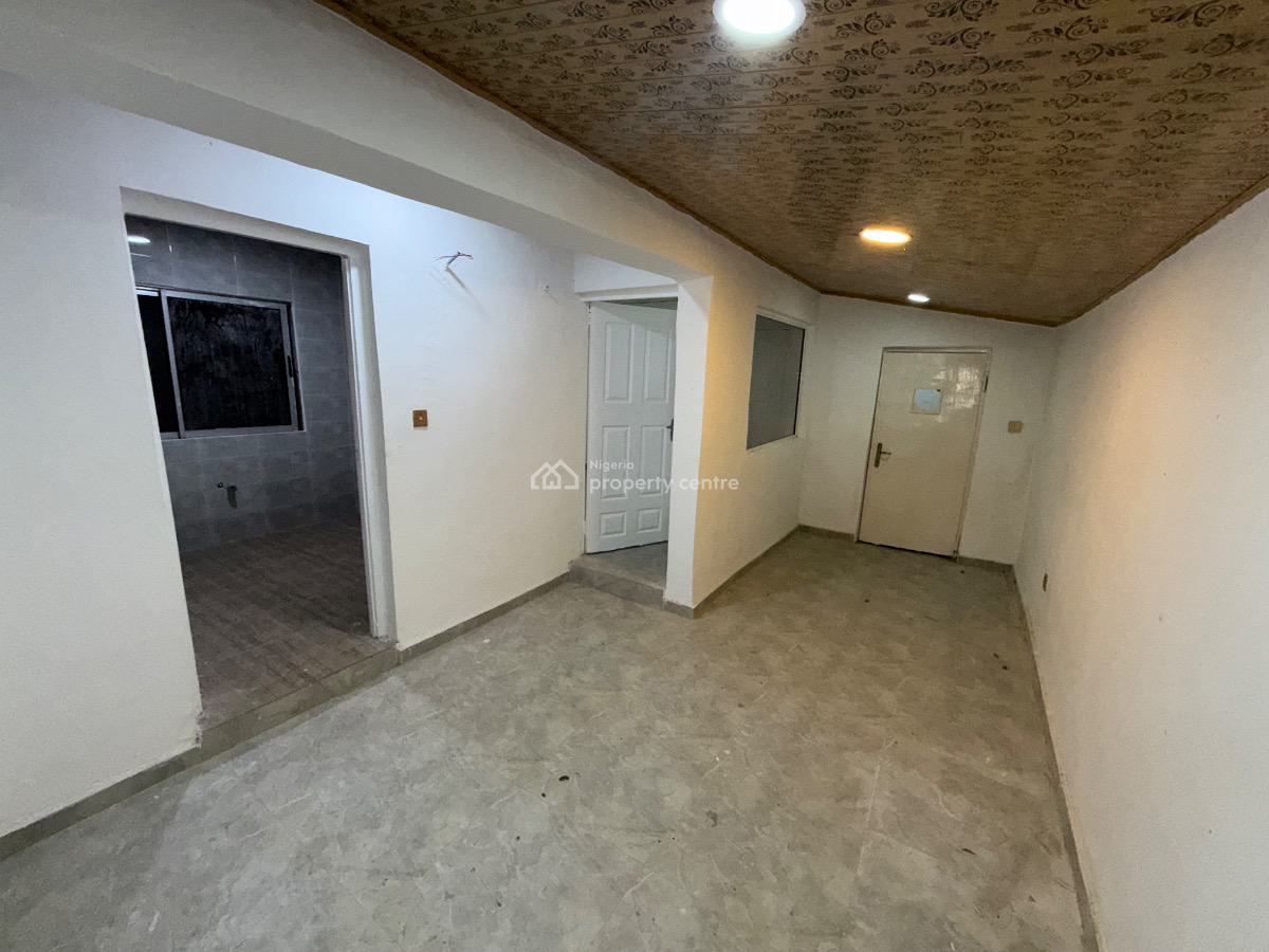 Spacious Mini Flat, Off Ajose Adiogun, Victoria Island (vi), Lagos, Mini Flat (room and Parlour) for Rent