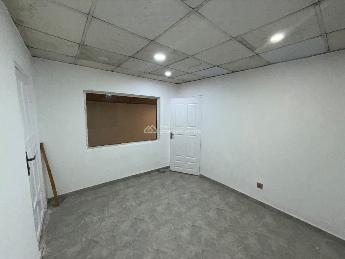 Spacious Mini Flat, Off Ajose Adiogun, Victoria Island (vi), Lagos, Mini Flat (room and Parlour) for Rent