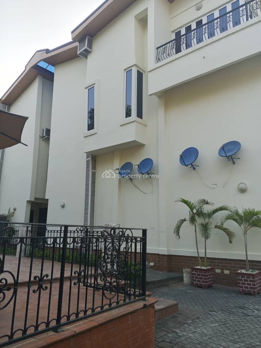 Elegant 5-bedroom Maisonette, Banana Island, Ikoyi, Lagos, Flat / Apartment for Rent
