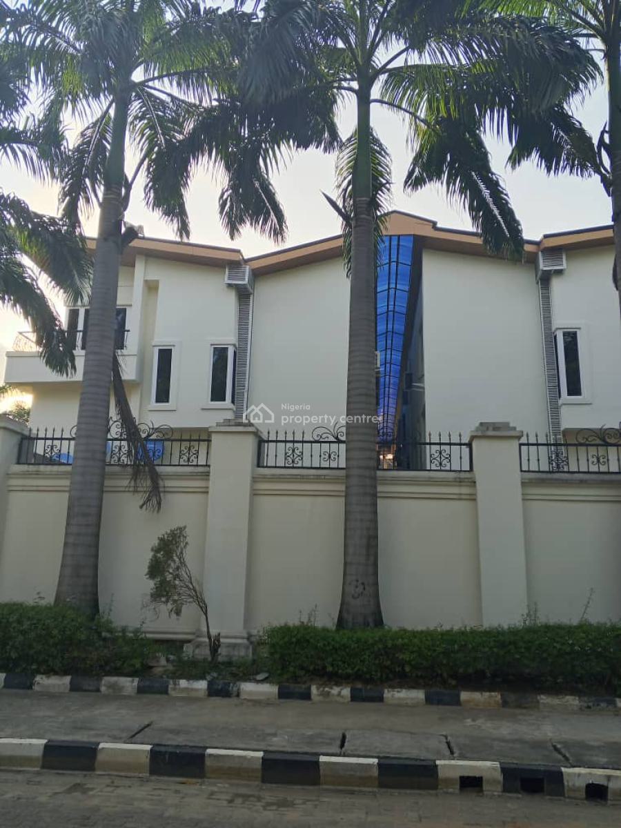Elegant 5-bedroom Maisonette, Banana Island, Ikoyi, Lagos, Flat / Apartment for Rent