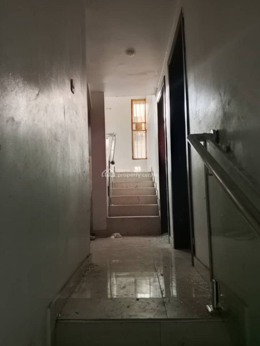 Elegant 5-bedroom Maisonette, Banana Island, Ikoyi, Lagos, Flat / Apartment for Rent