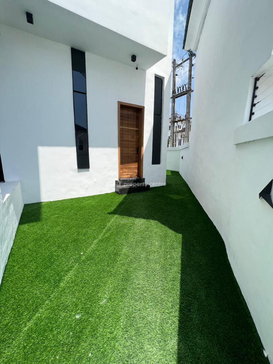 Stunning 5 Bedroom Fully Detached Duplex with Bq in a Secured Estate, Ajah, Lagos, Detached Duplex for Sale