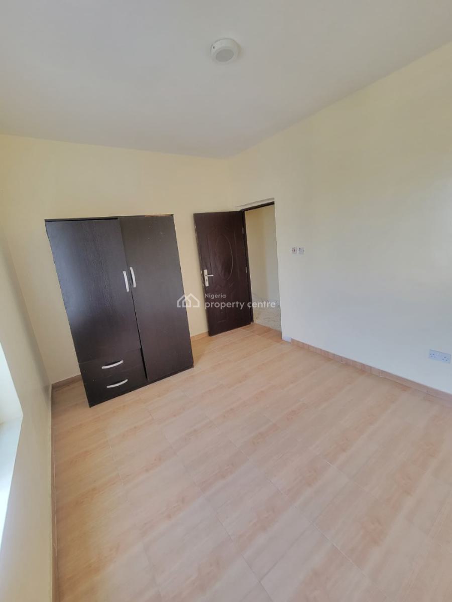 Spacious and Standard 3 Bedroom Apartment, Glorious Estate, Badore, Ajah, Lagos, Flat / Apartment for Rent