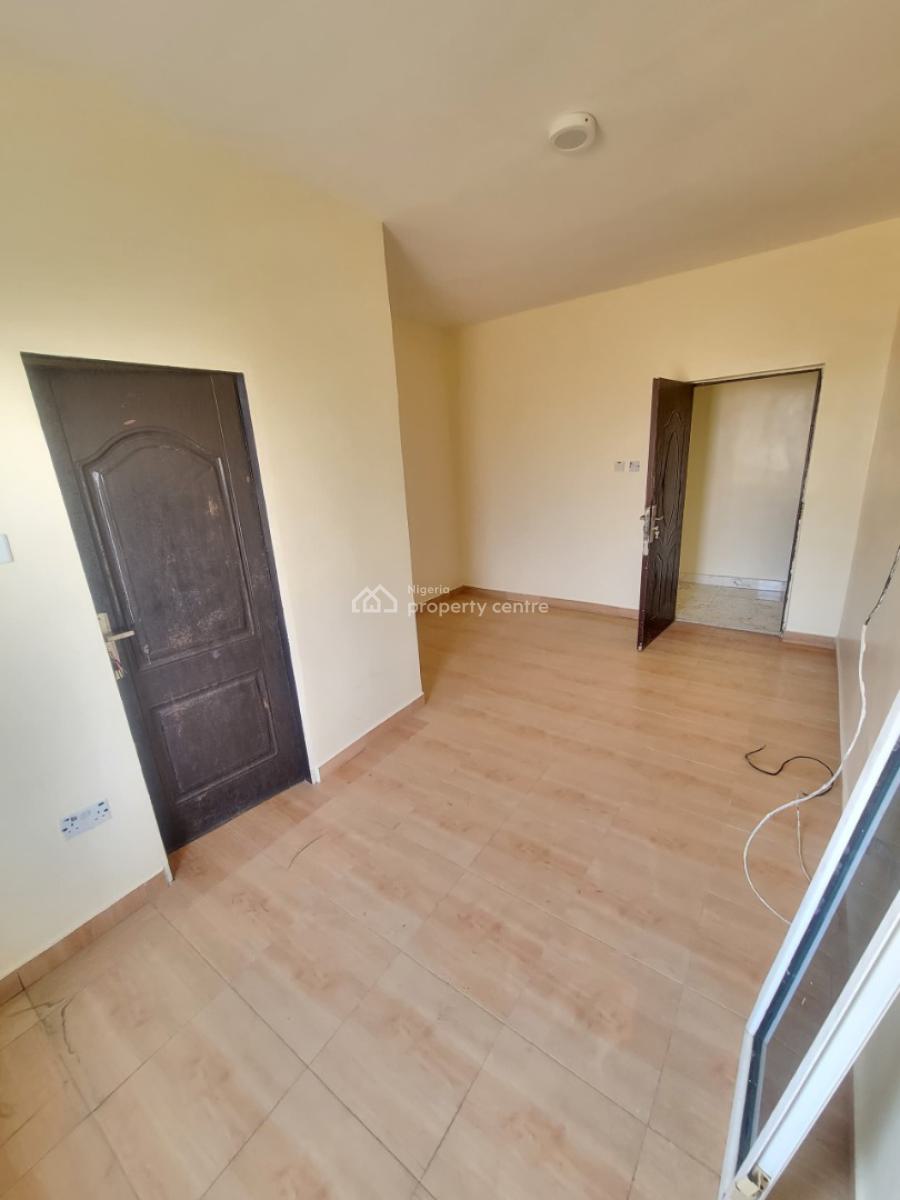 Spacious and Standard 3 Bedroom Apartment, Glorious Estate, Badore, Ajah, Lagos, Flat / Apartment for Rent