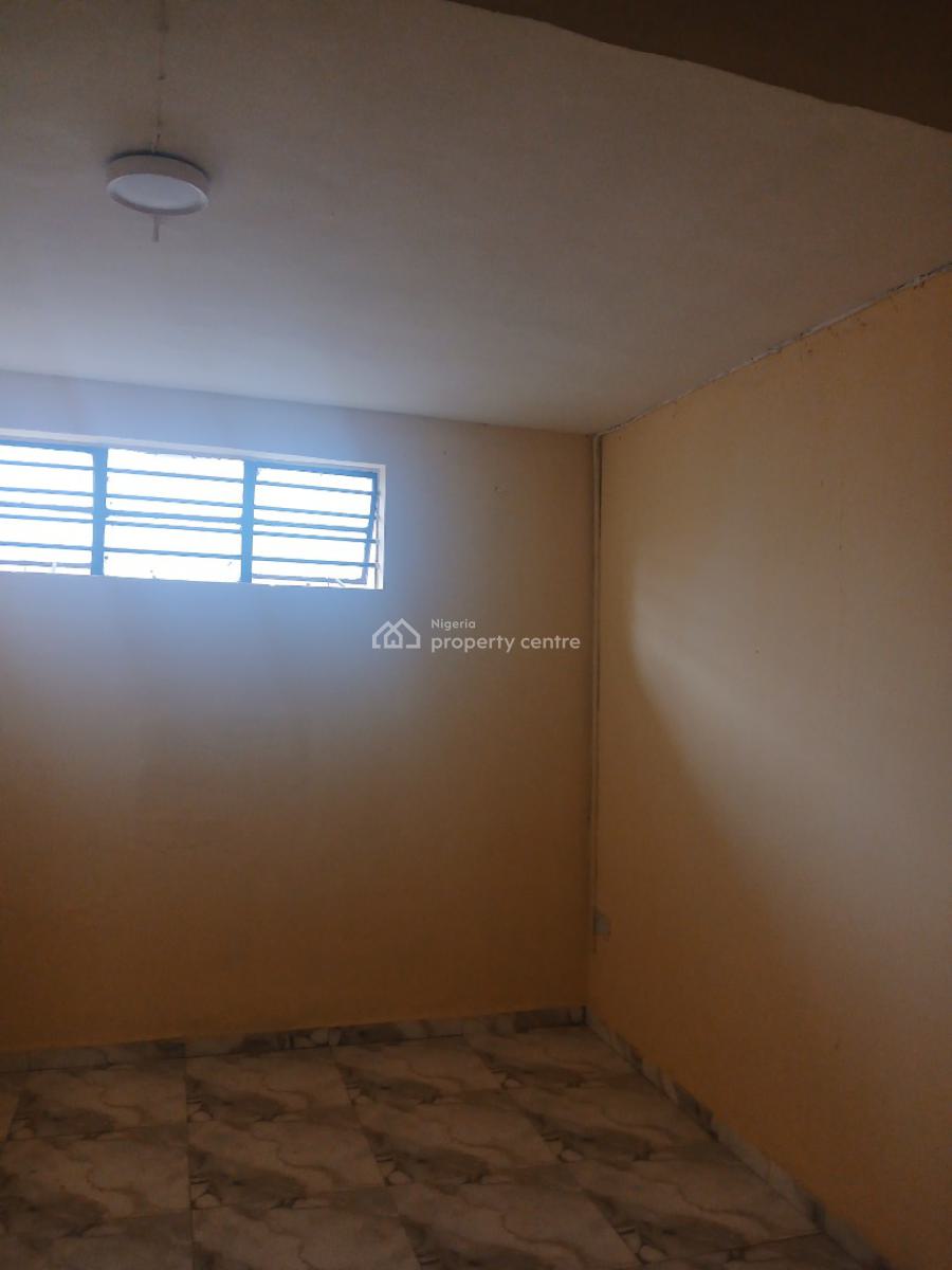 Portable Office/shop, Ojodu, Lagos, Commercial Property for Rent