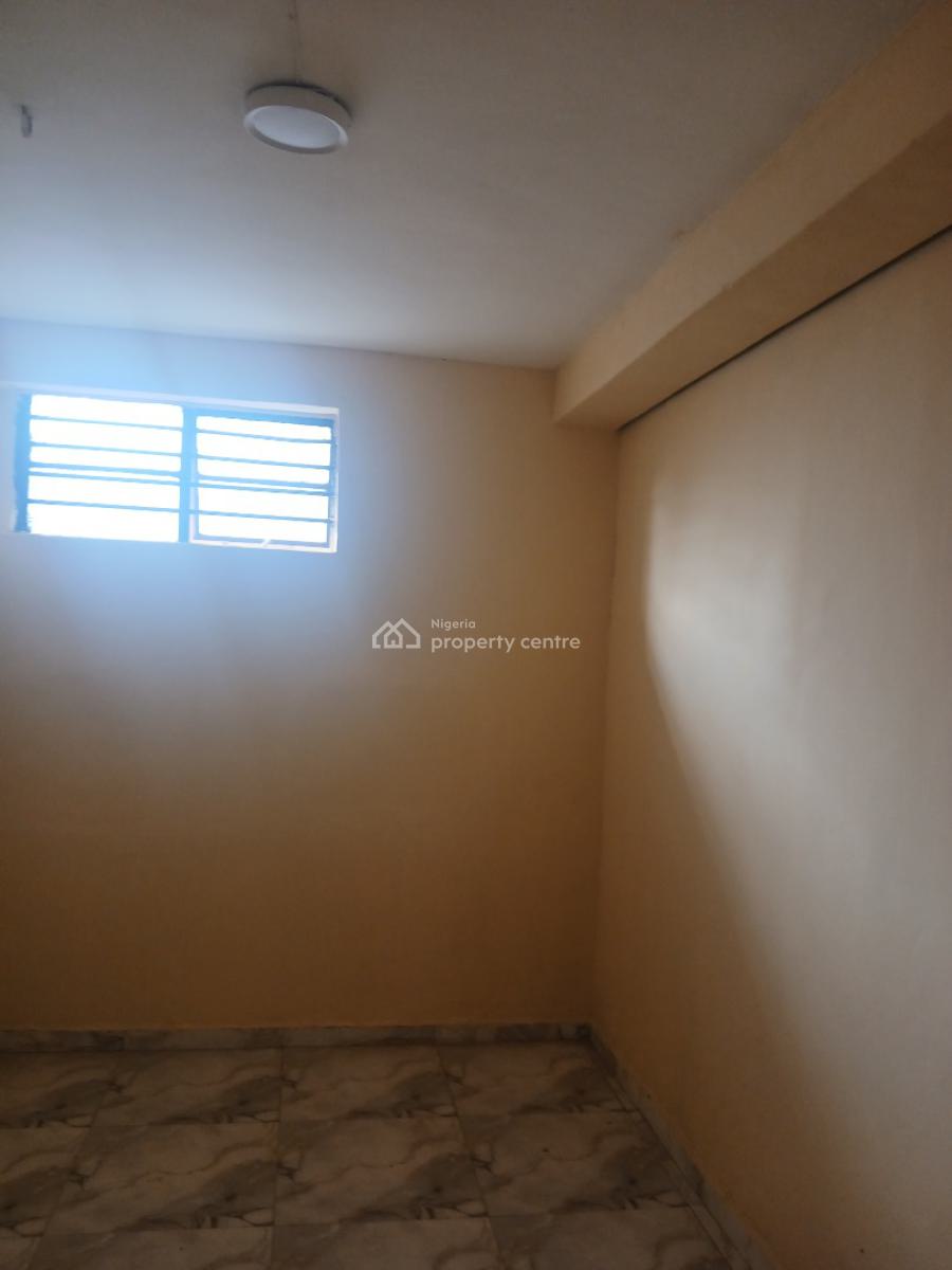 Portable Office/shop, Ojodu, Lagos, Commercial Property for Rent