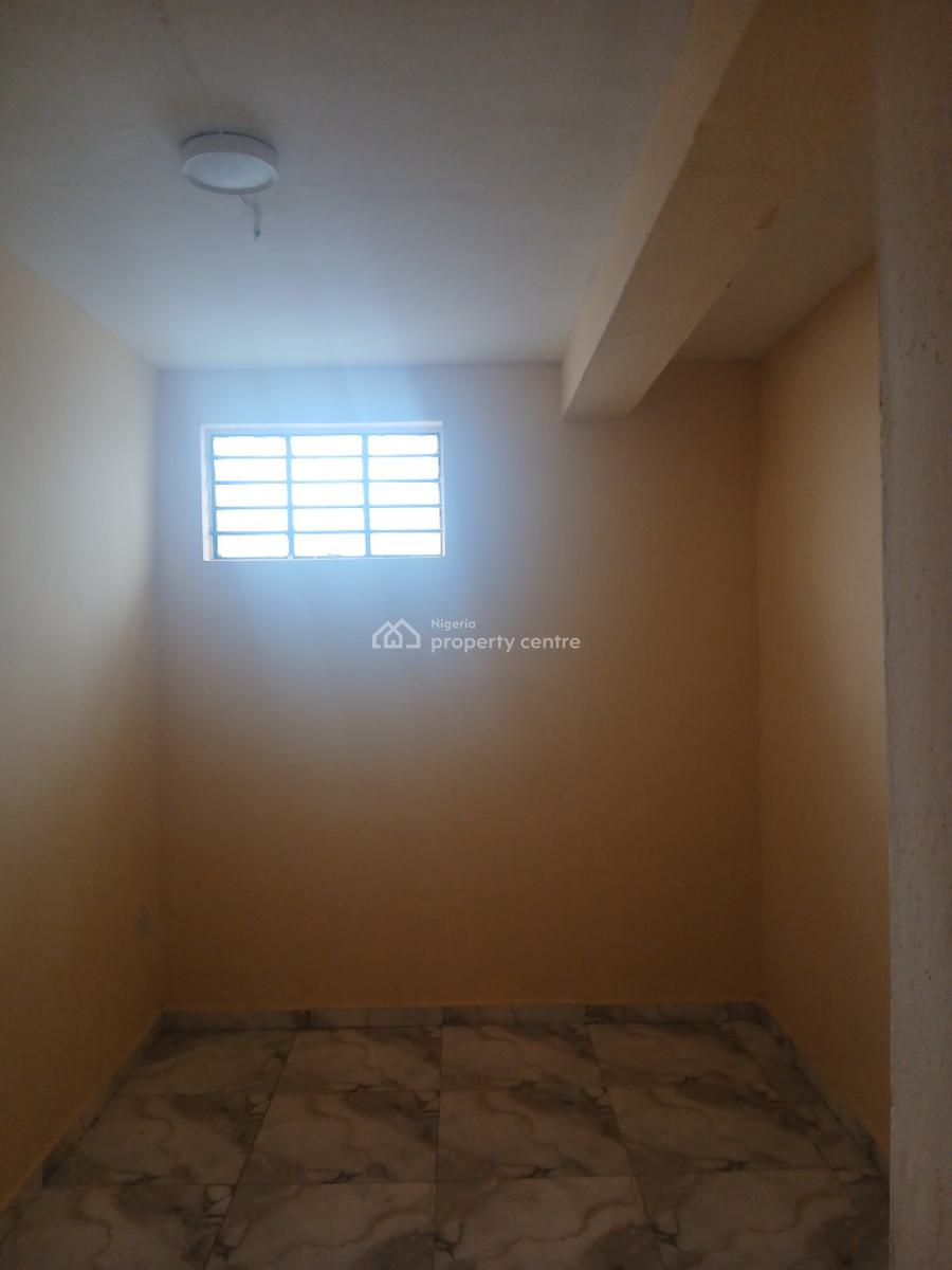 Portable Office/shop, Ojodu, Lagos, Commercial Property for Rent