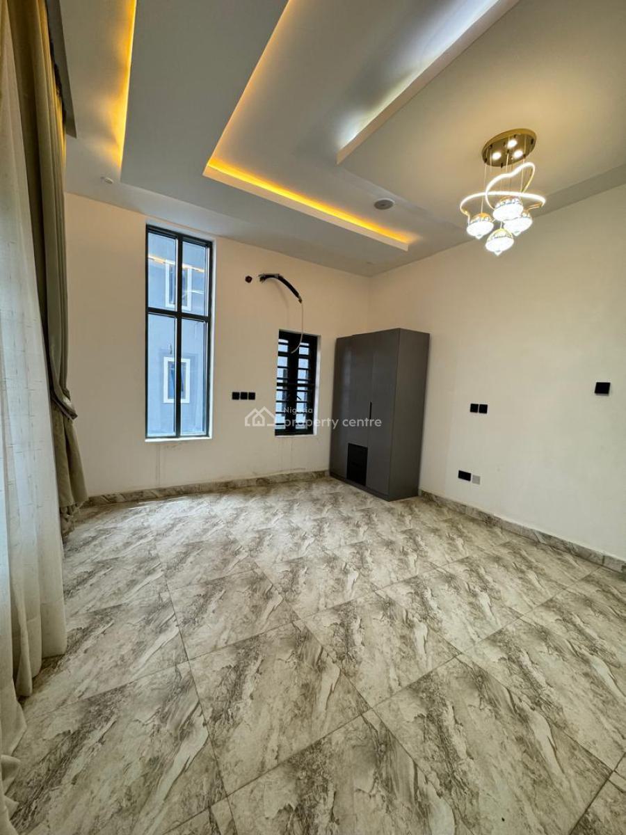 Well Maintained 2 Bedroom Apartment with a Bq, Lekki Scheme 2 ,by Abraham Adesanya, Ogombo, Ajah, Lagos, Block of Flats for Sale